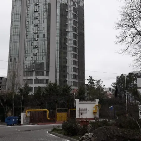 Апартаменты Гагарин Плаза-2 Apartment *